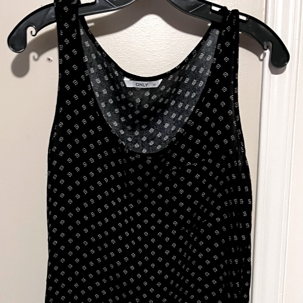 Blouse without slevless